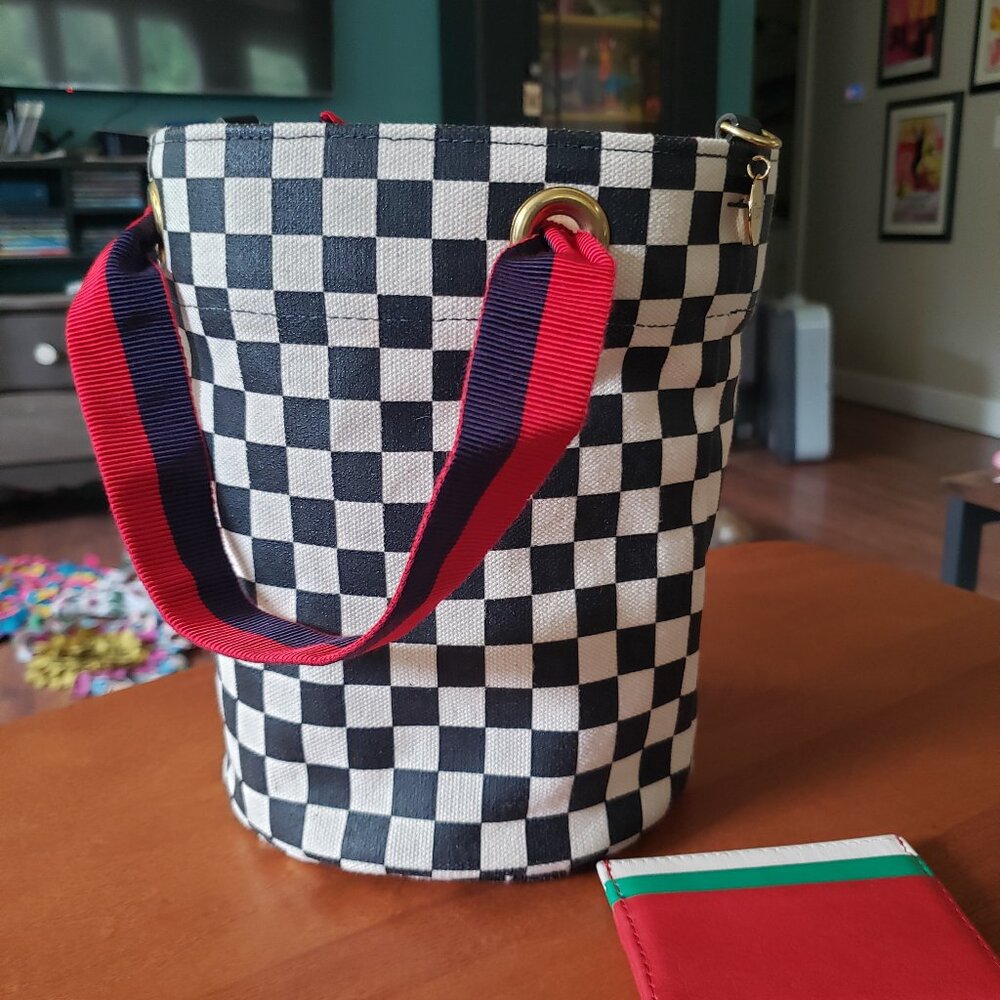Clare v checkered Baleine & Card Holder